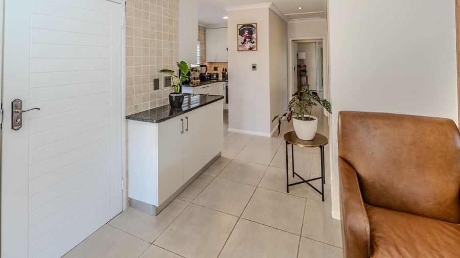 2 Bedroom Property for Sale in Sonstraal Heights Western Cape